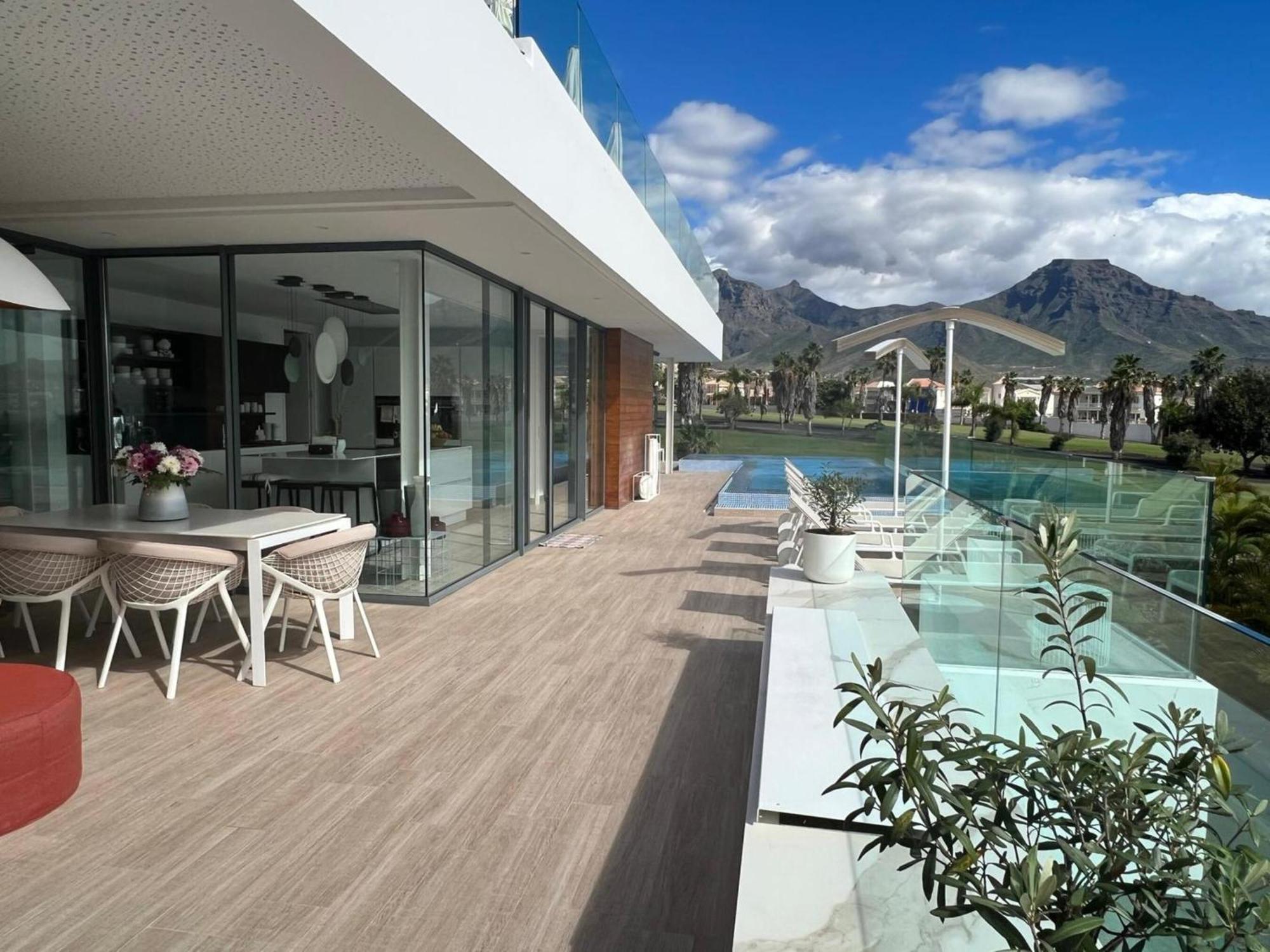 Luxury Villa Rebeka - Heated Pool And Jacuzzi Costa Adeje  Esterno foto