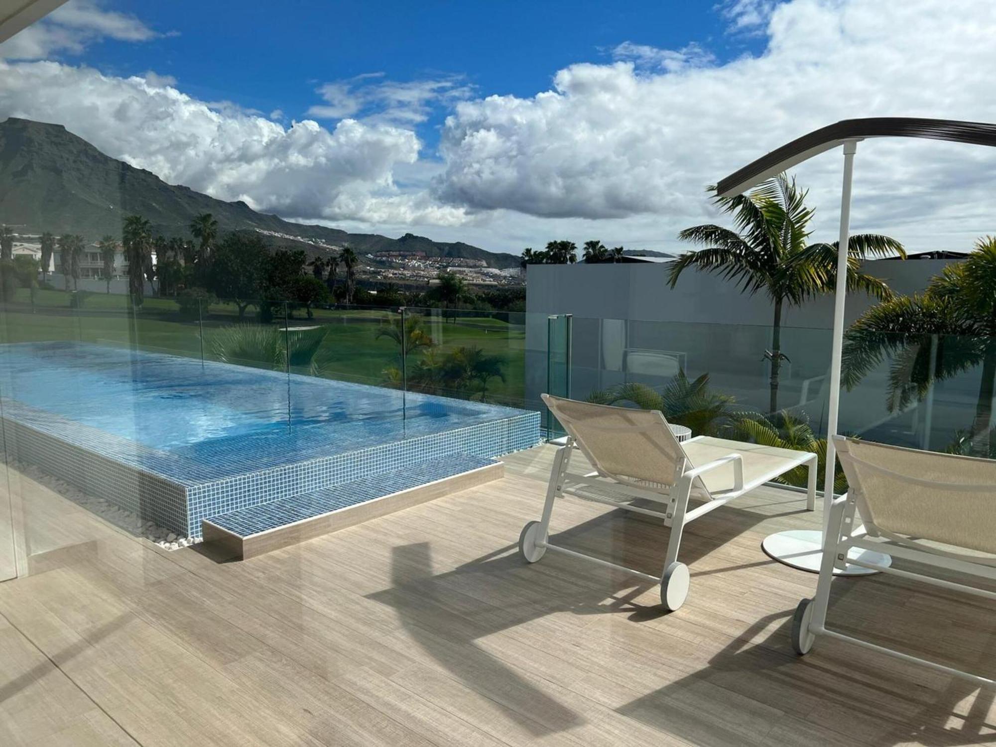 Luxury Villa Rebeka - Heated Pool And Jacuzzi Costa Adeje  Esterno foto